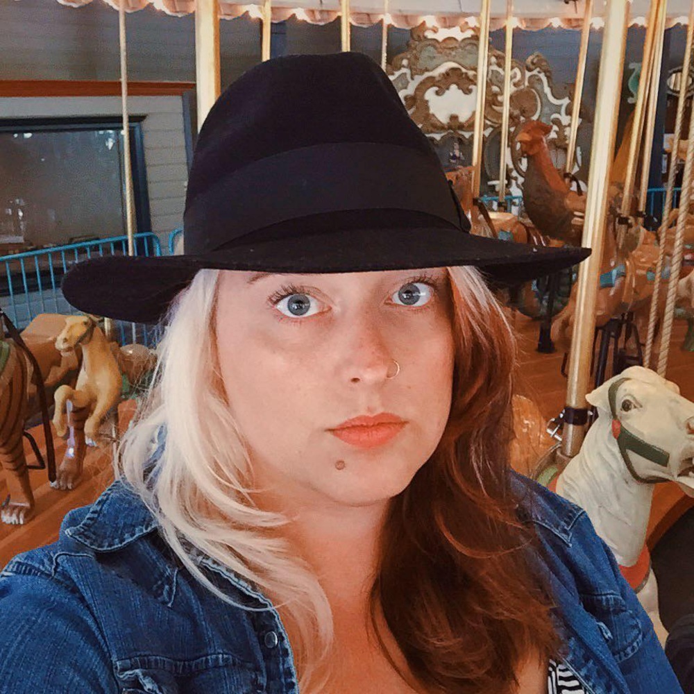 Meet your Posher, Amy